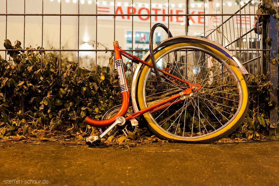 bike
 Karl-Liebknecht-Str.
 Alexanderplatz
 Mitte
 Berlin
 Germany
 theft
