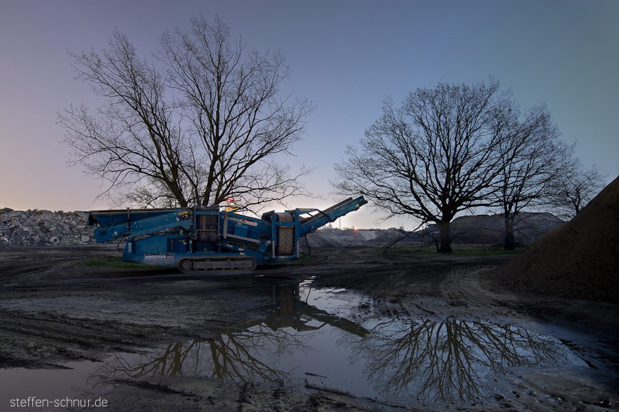 Dahme-Spreewald
 Schönefeld
 Brandenburg
 Germany
 Construction Machinery
 Trees
 caul
