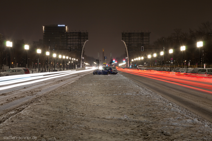 Charlottenburger Tor Strasse des 17. Juni Tiergarten Berlin Deutschland Baustelle Winter