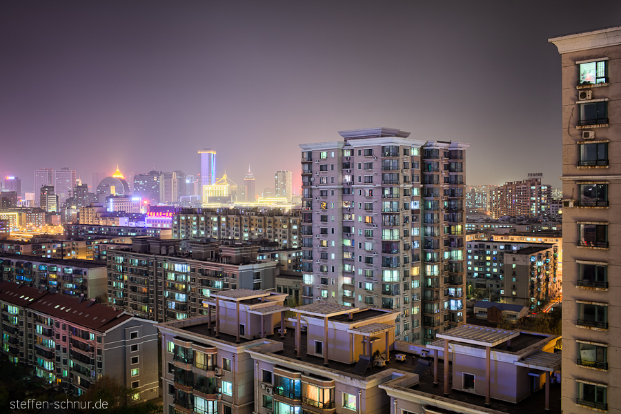 Wohnungen Shenyang China Dächer Fenster Hochhaus Nacht