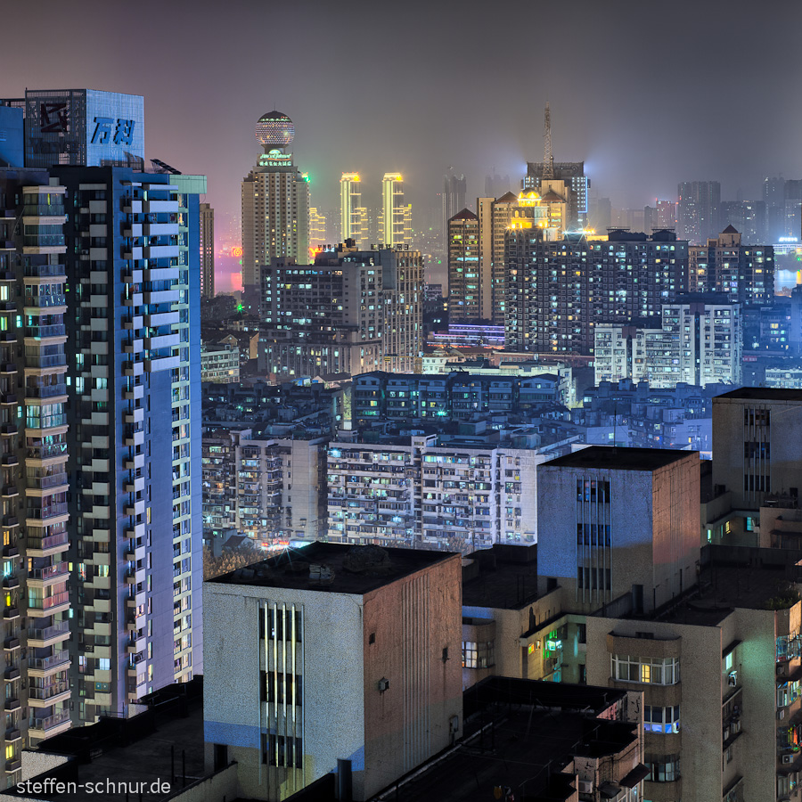 Panoramasicht Wuhan China Dächer Gebäude Hochhaus Nacht
