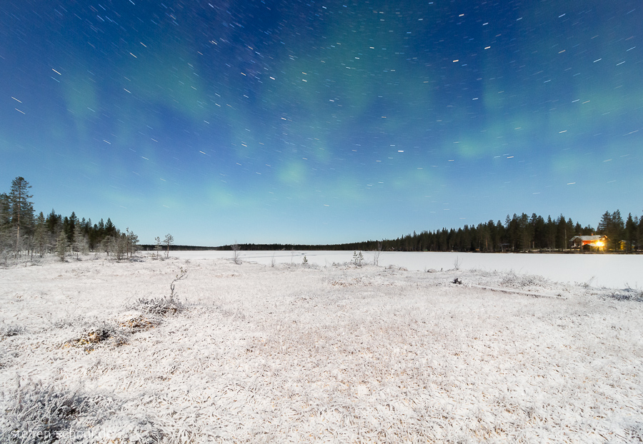 Nordlichter Lappland Finnland Frost Haus See Sterne