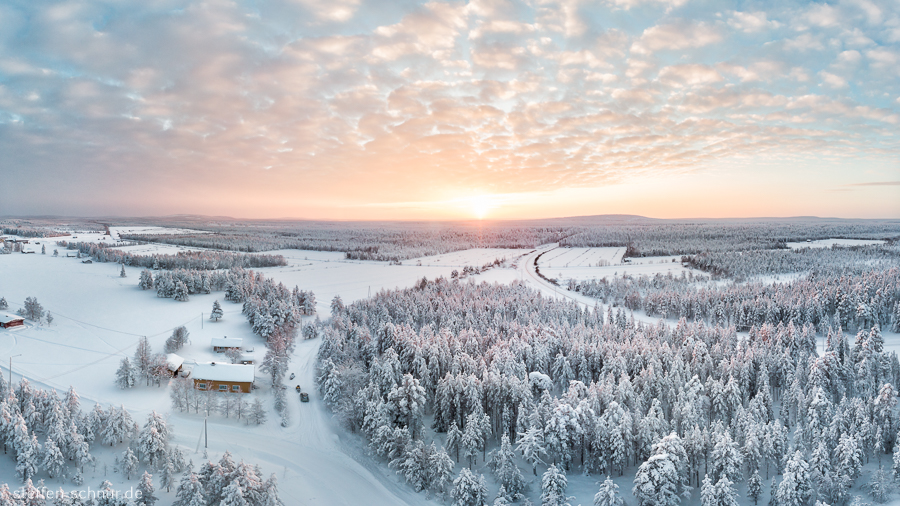 Schnee Sonnenuntergang Finnland Dorf Haus Panorama Strasse
