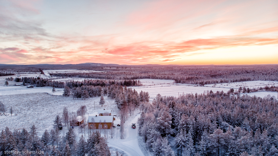 Schnee Sonnenuntergang Lappland Finnland Einsamkeit Haus Himmel