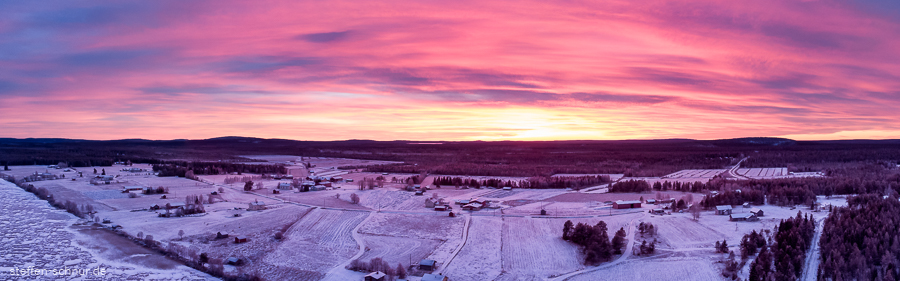 Sonnenuntergang Lappland Finnland Dorf Luftaufnahme von oben