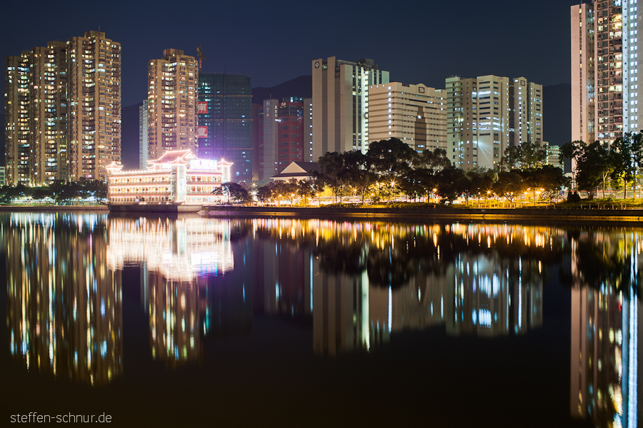 Star Seafood
 New Territories
 Sha Tin
 Hong Kong
 China
 fusion from exposure bracketing
 houses
