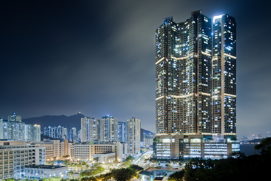 Hongkong China Belichtungsfusion aus Belichtungsreihe Panorama Wohnblock Wohnhaus