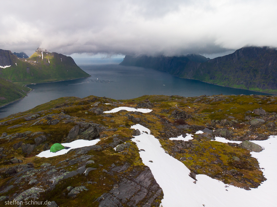 Berg Senja Fjord Norwegen Wolken camping