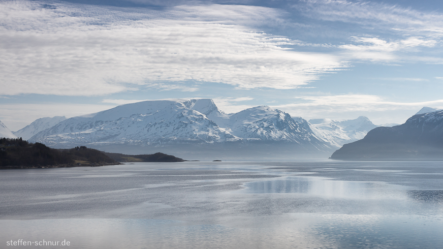 Berge Polarkreis Fjord Norwegen