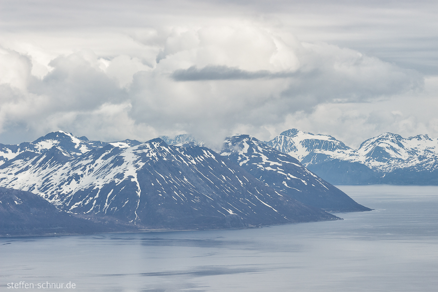 Berge Fjord Norwegen Wolken