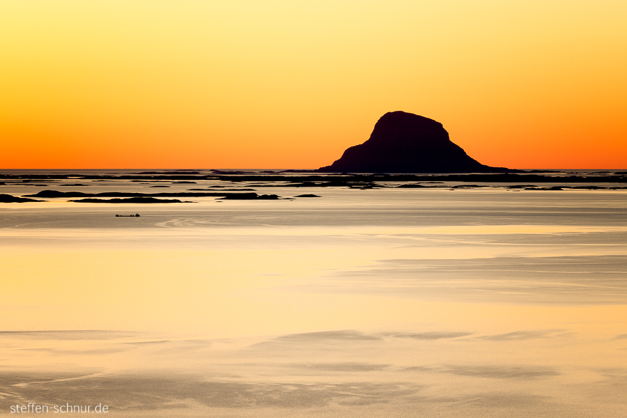 Berg Schiff Sonnenuntergang Nordland Inseln Norwegen