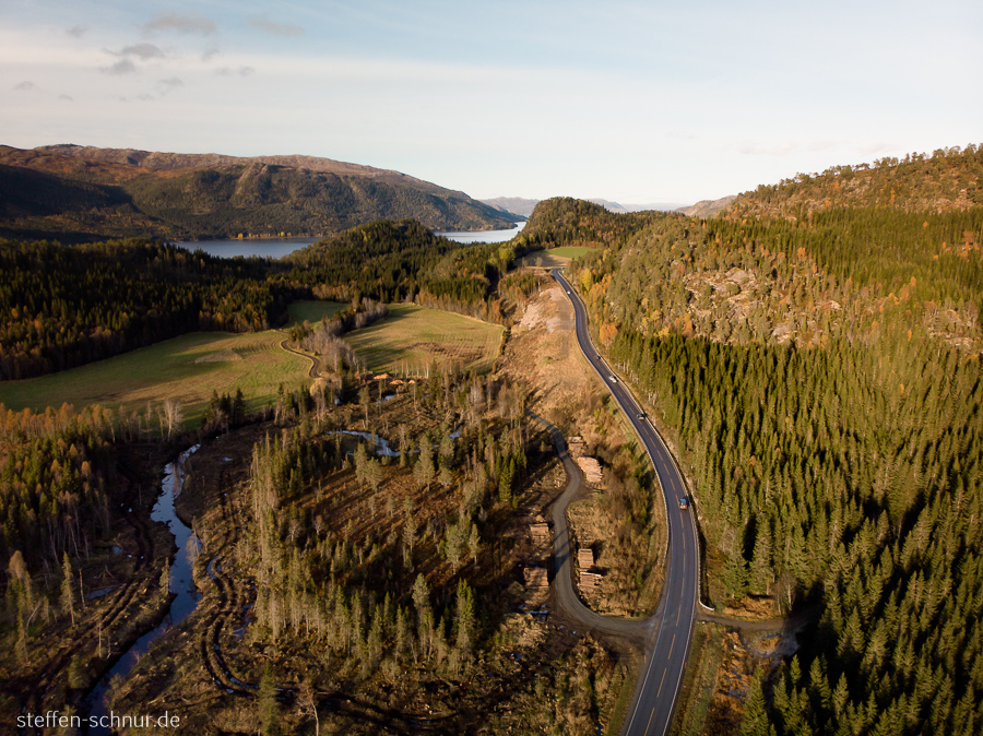 Autos Trøndelag Fluss Landschaft Norwegen Strasse