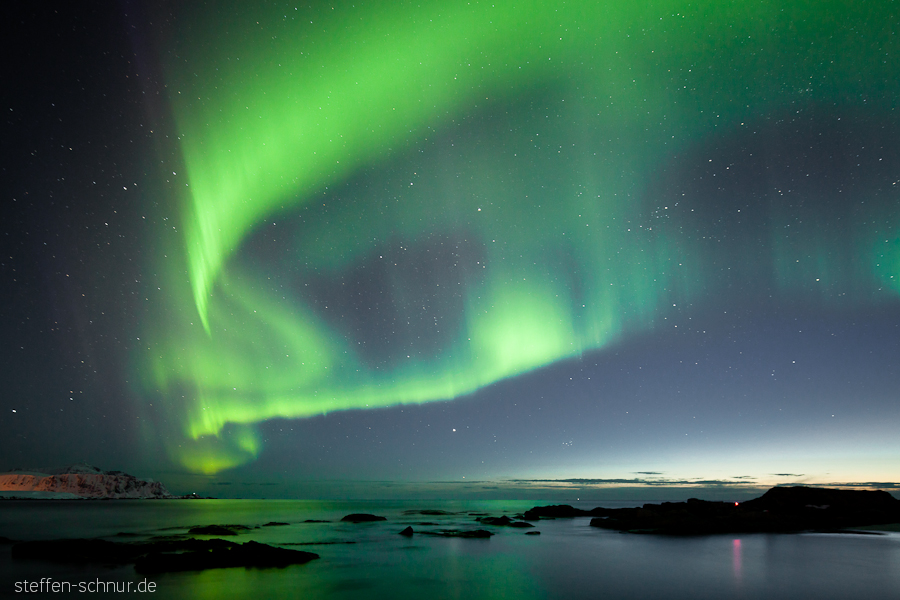 Felsen Lofoten Meer Nacht Nordlicht Norwegen Polarlicht