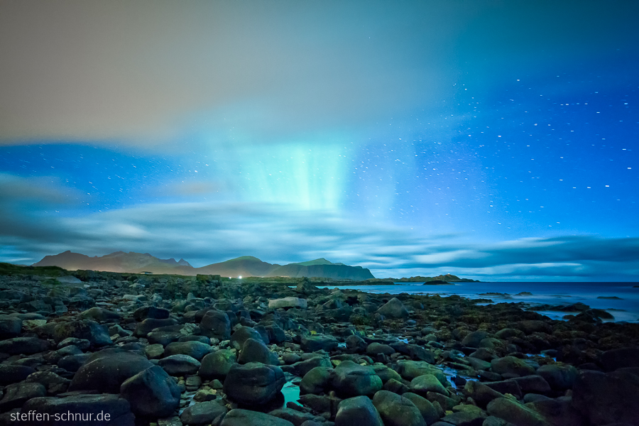 Aurora borealis Berge Nordmeer Nordland Strand Sternenhimmel Sterne