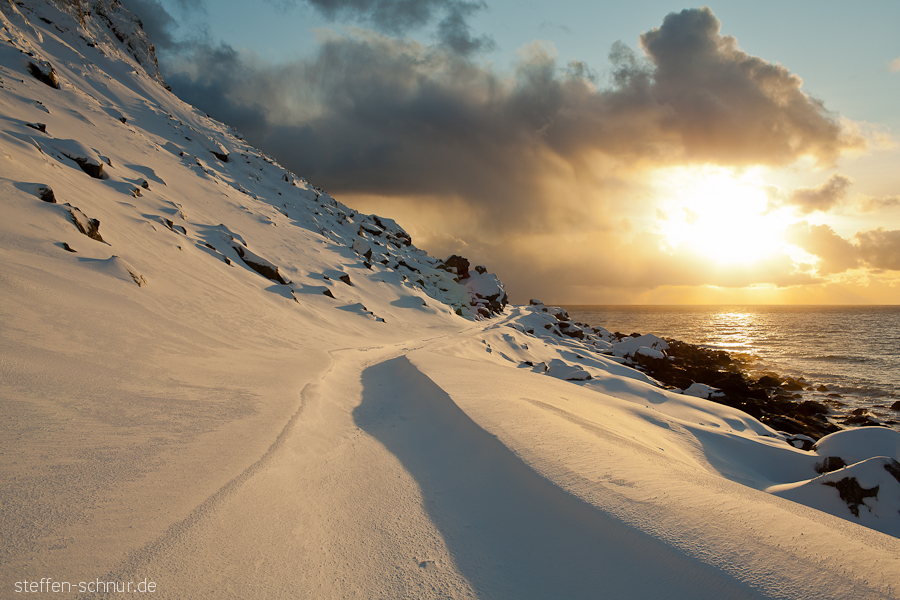 Schnee Sonnenuntergang Lofoten Meer Norwegen Sonne Weg