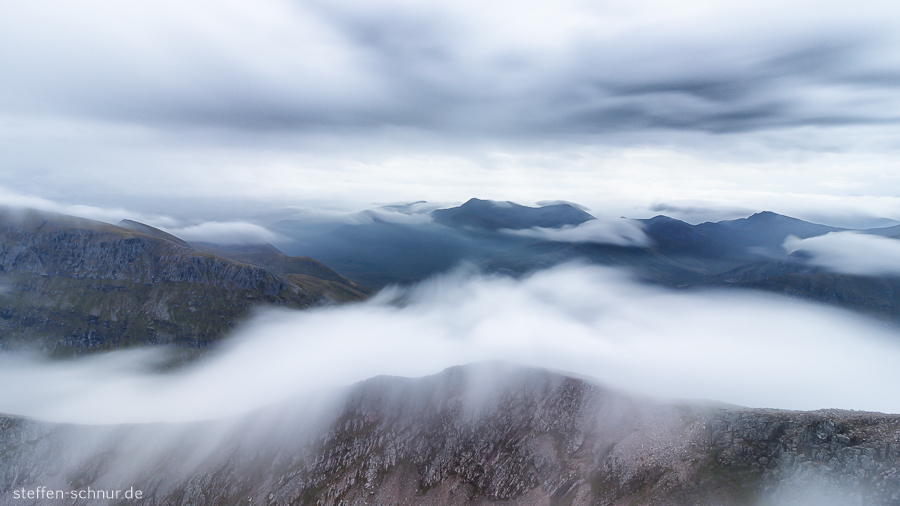 Hochland Schottland Langzeitbelichtung Wolken über den Wolken