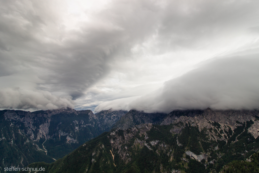 Berge Slowenien Berggipfel Wolkendecke