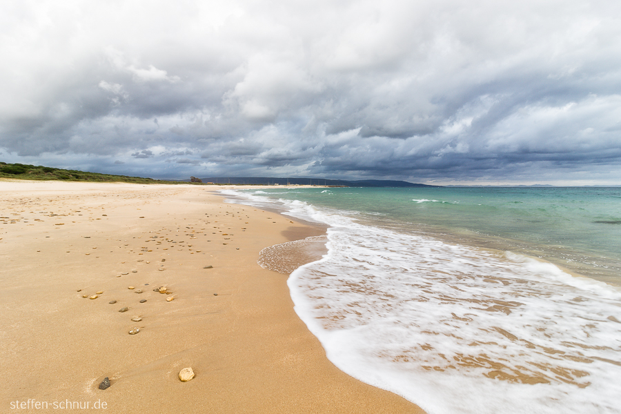 Barbate Spanien Meer Strand dunkle Wolken