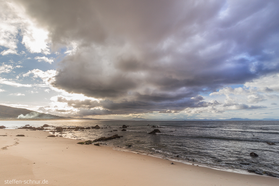 Spanien Andalusien Küste Strand dunkle Wolken
